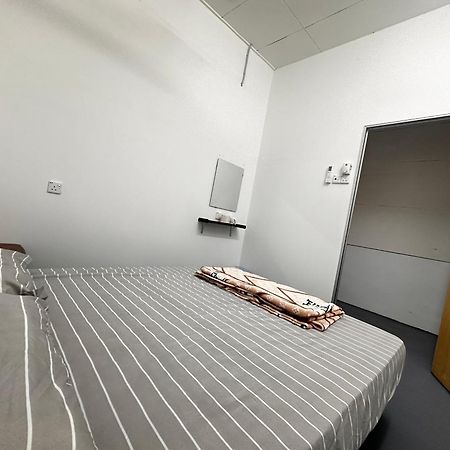 Jiaxin Dormitory - Puteri Wangsa 家馨旅舍 울루티람 외부 사진