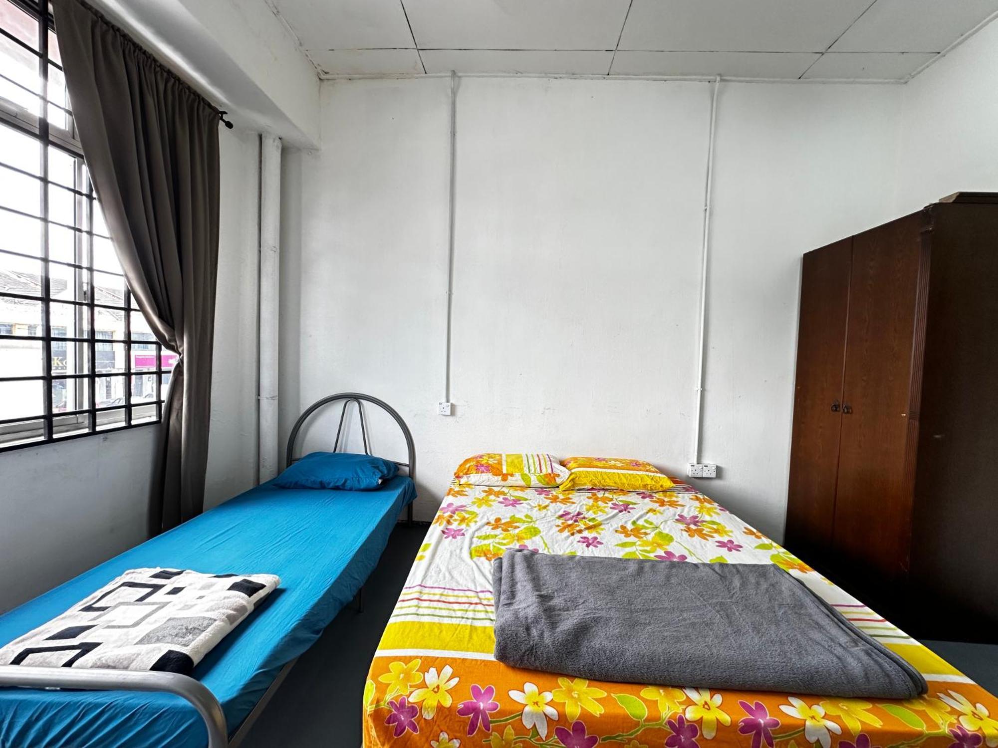 Jiaxin Dormitory - Puteri Wangsa 家馨旅舍 울루티람 외부 사진