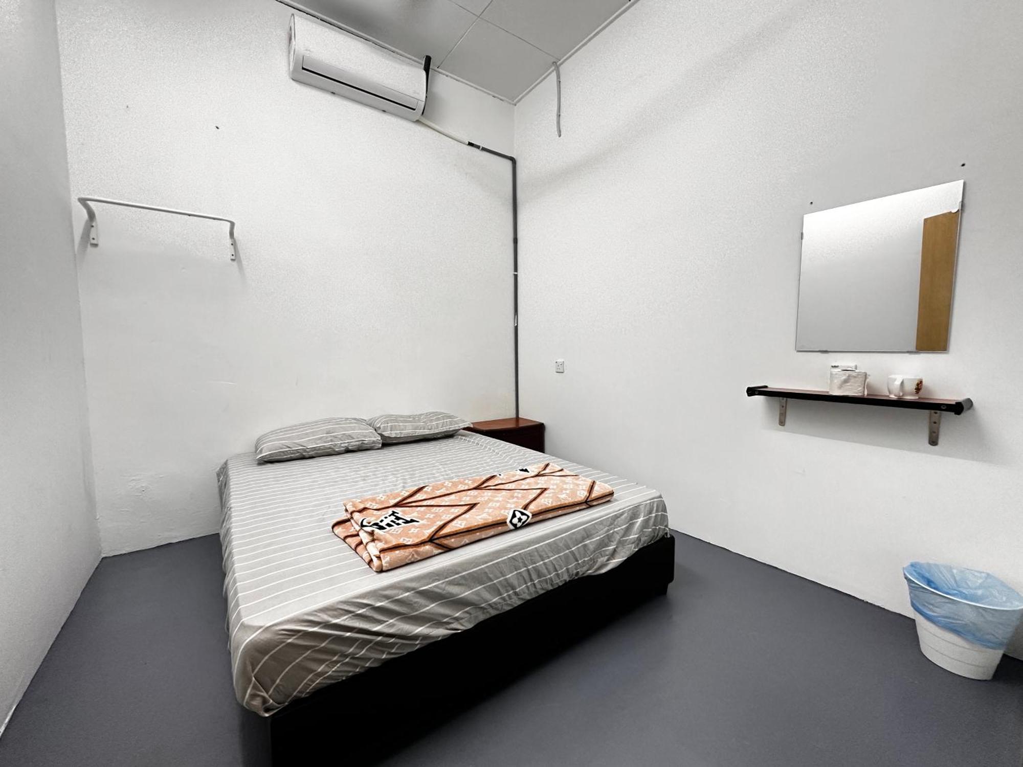 Jiaxin Dormitory - Puteri Wangsa 家馨旅舍 울루티람 외부 사진