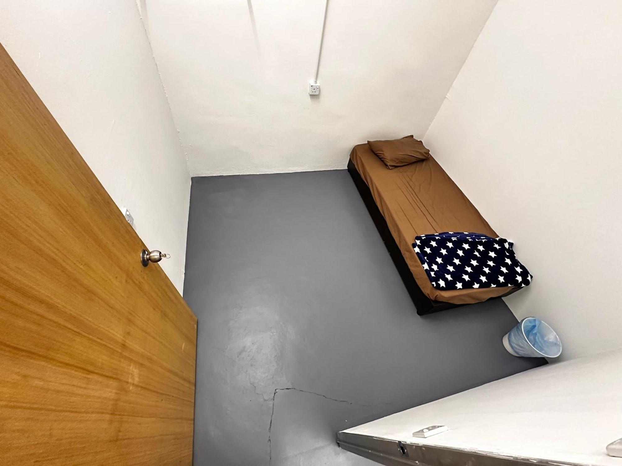 Jiaxin Dormitory - Puteri Wangsa 家馨旅舍 울루티람 외부 사진